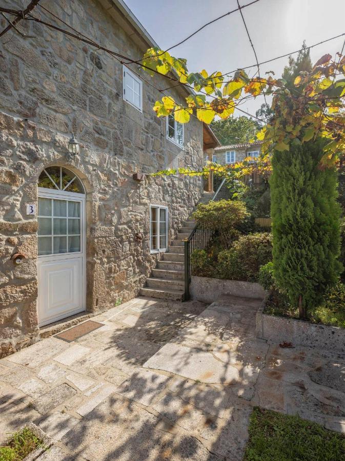 Apartamentos Barral Meu Lar Valga エクステリア 写真