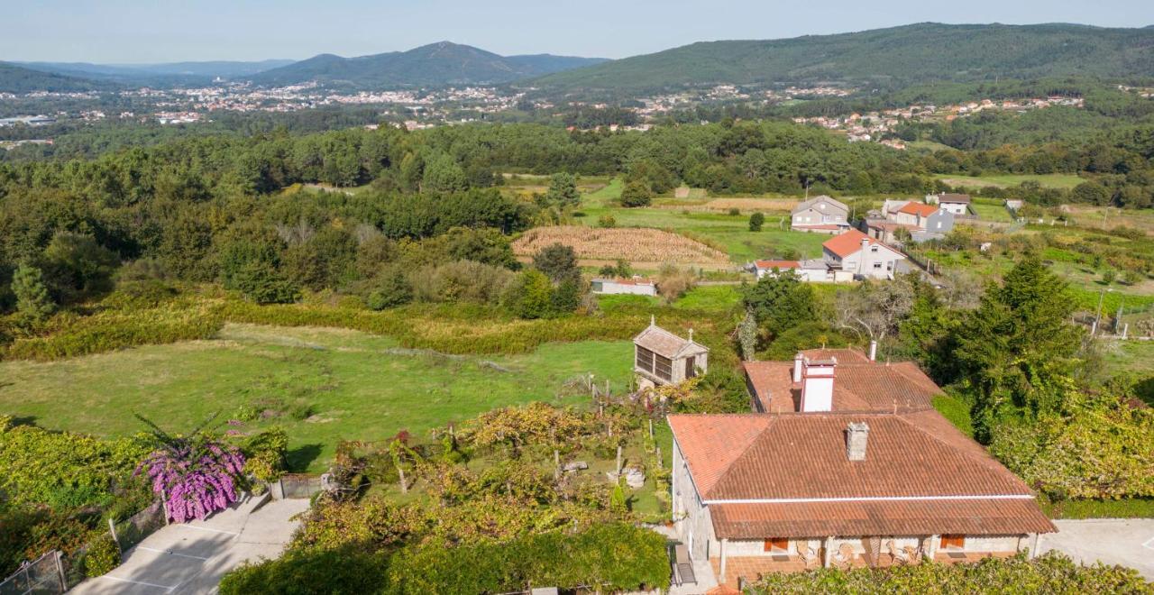 Apartamentos Barral Meu Lar Valga エクステリア 写真