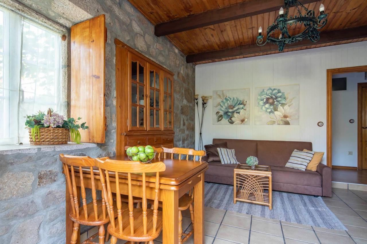 Apartamentos Barral Meu Lar Valga エクステリア 写真
