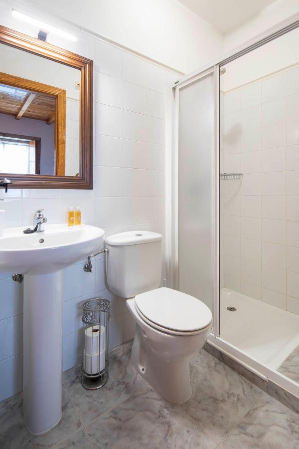 Apartamentos Barral Meu Lar Valga エクステリア 写真