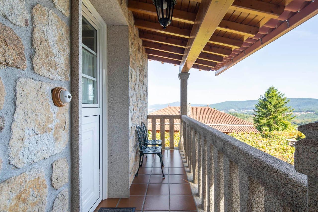 Apartamentos Barral Meu Lar Valga エクステリア 写真