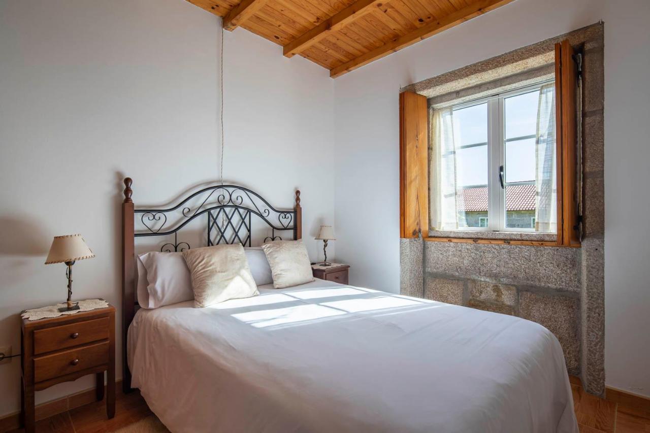 Apartamentos Barral Meu Lar Valga エクステリア 写真